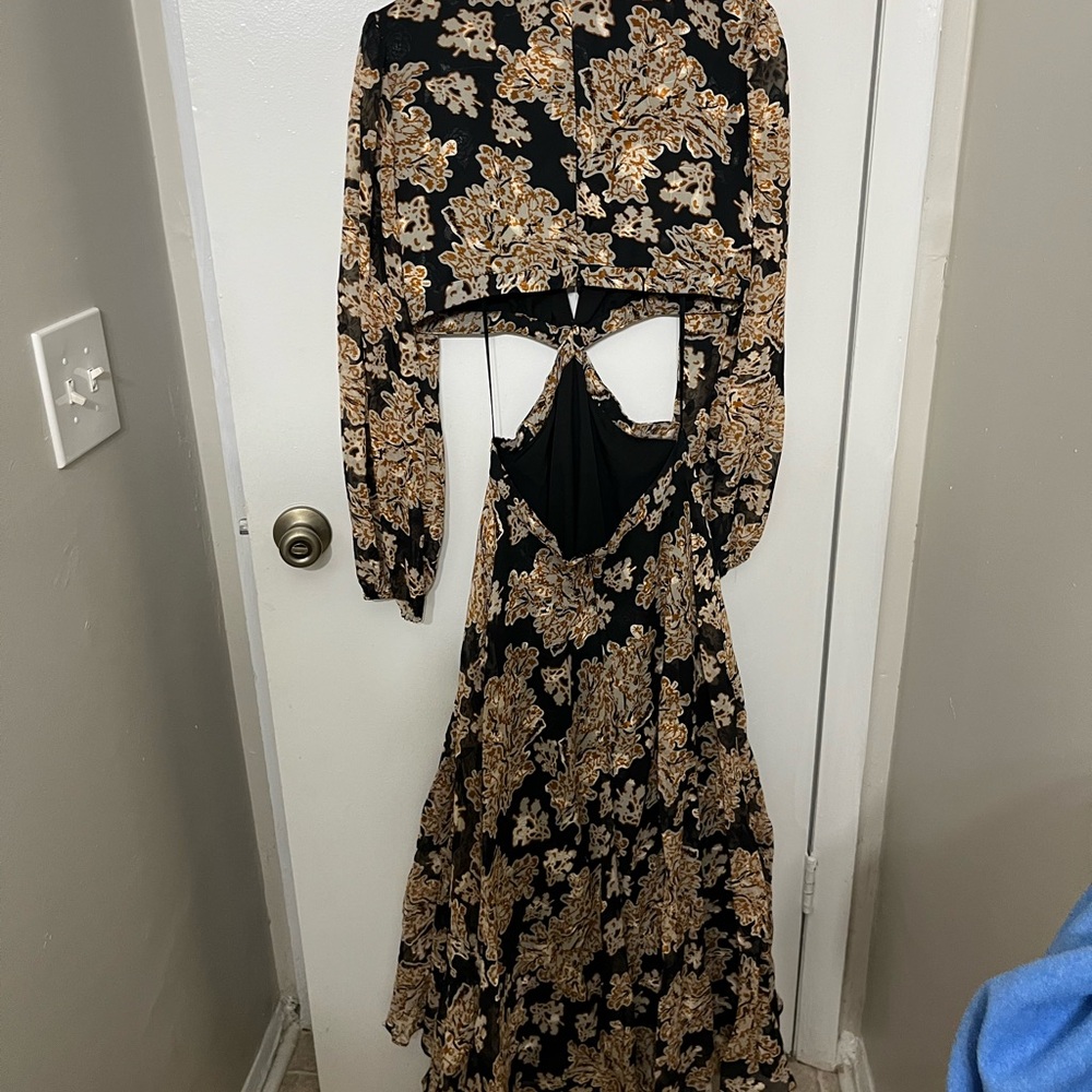 Gianni Bini Navy and Gold Long Sleeve Cutout Dress - Picture 12 of 16